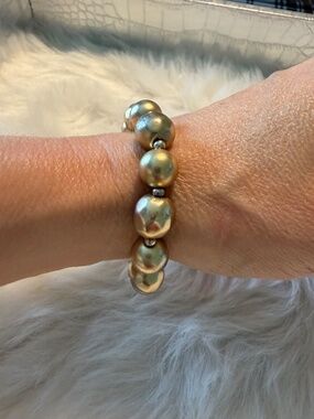 Chico's Gold & Sliver Beaded Streach Bracelet